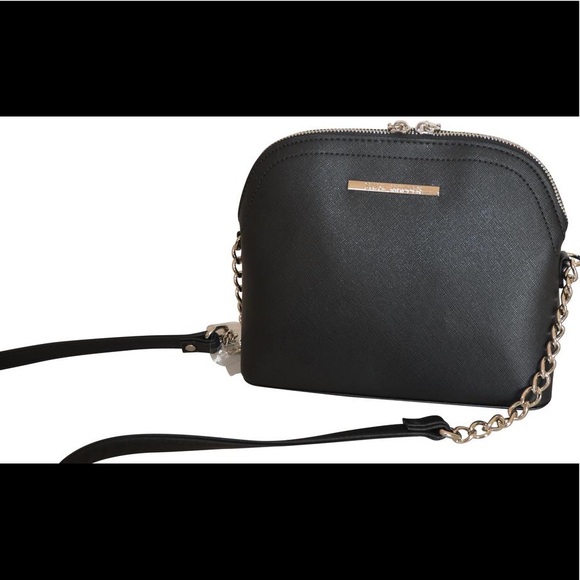 Steve Madden Handbags - NWT Steve Madden Purse